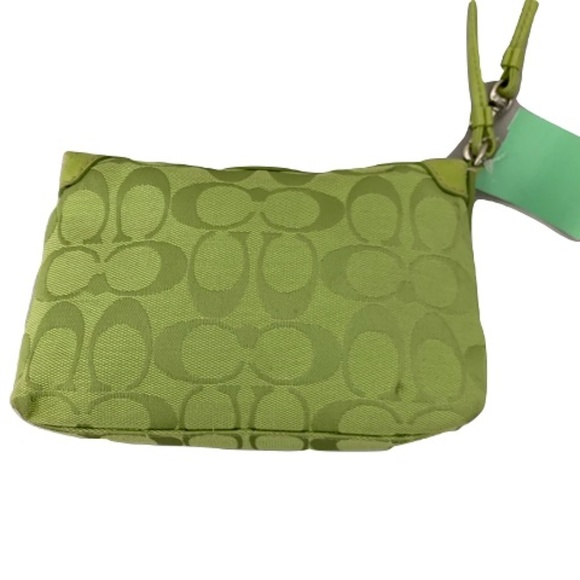 SOLD...Coach - Signature C Top Turnlock Wristlet - Picture 2 of 3